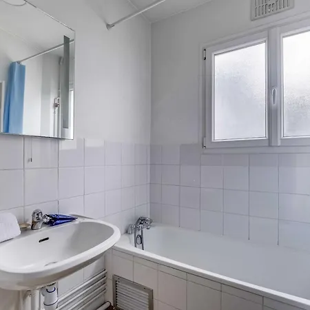 Haussmannian - 2bdr-6p Near Marais-sentier Parigi